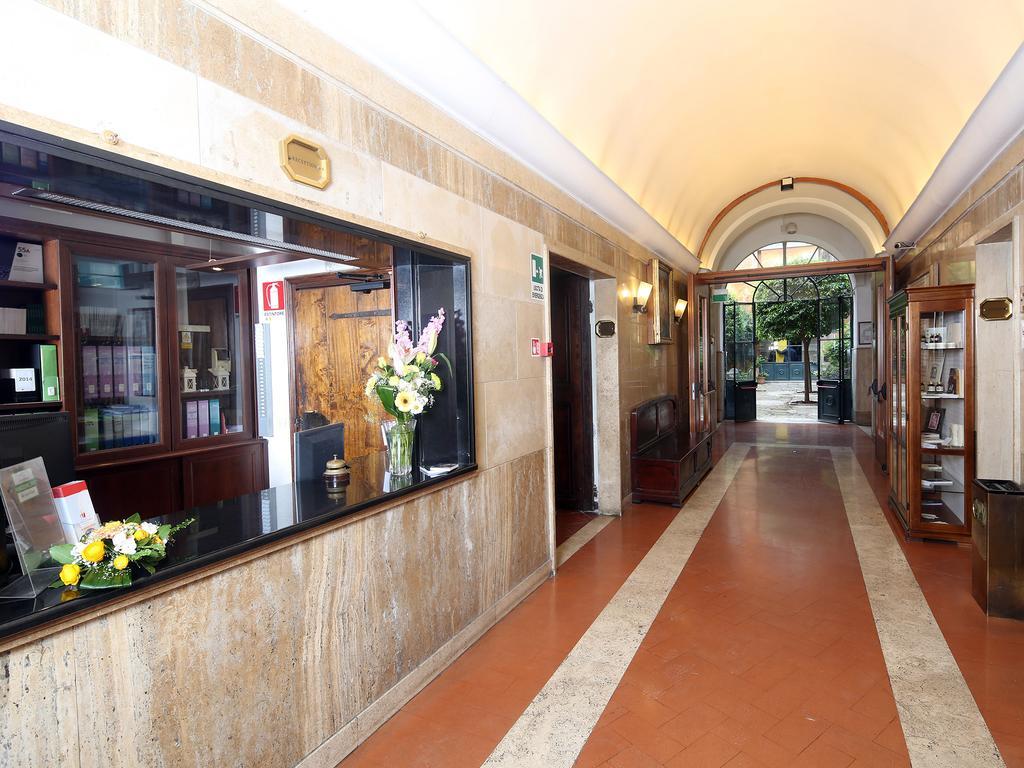 Casa Di Santa Francesca Romana A Ponte Rotto Экстерьер фото